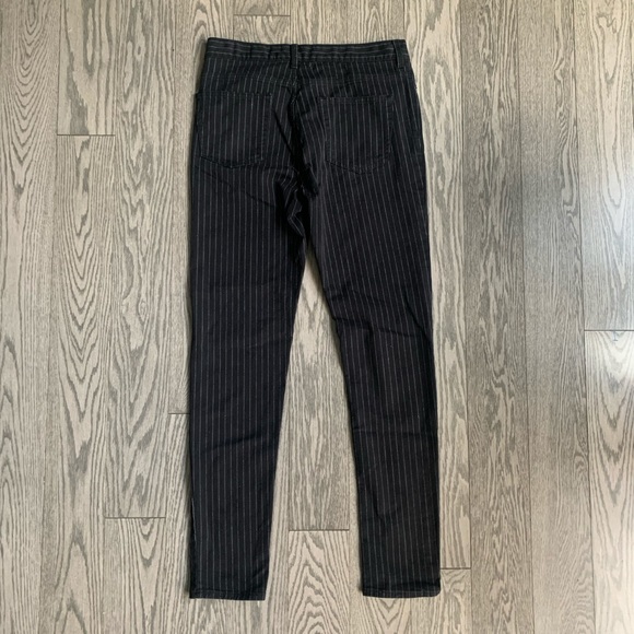 H&M Pants💜⛄️🎄❄️🎁 - Picture 2 of 5